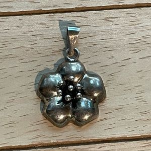 Mexico CII 925 Flower Pendant
